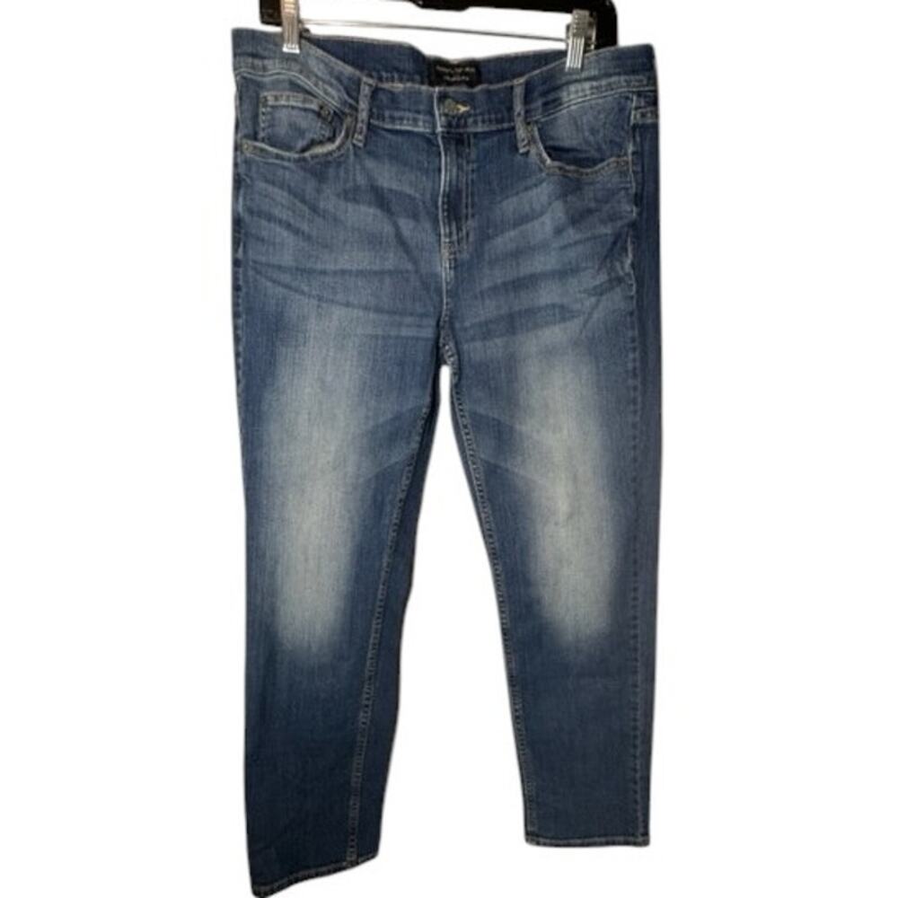 Banana Republic Blue Faded Distressed Girlfriend Jeans Women’s 30/10